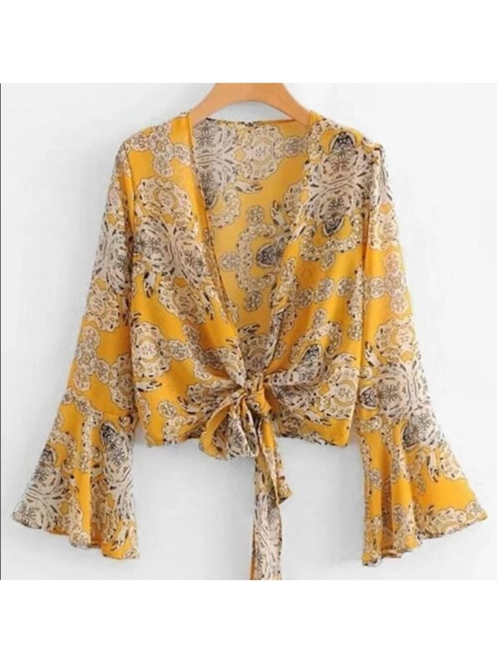 Tie front flare sleeve crop top - Picture 2 of 3